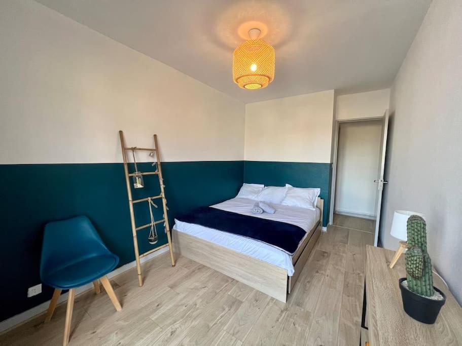 Le P'Tit Anatole - Joli T2 Avec Parking Apartment Poitiers Exterior photo