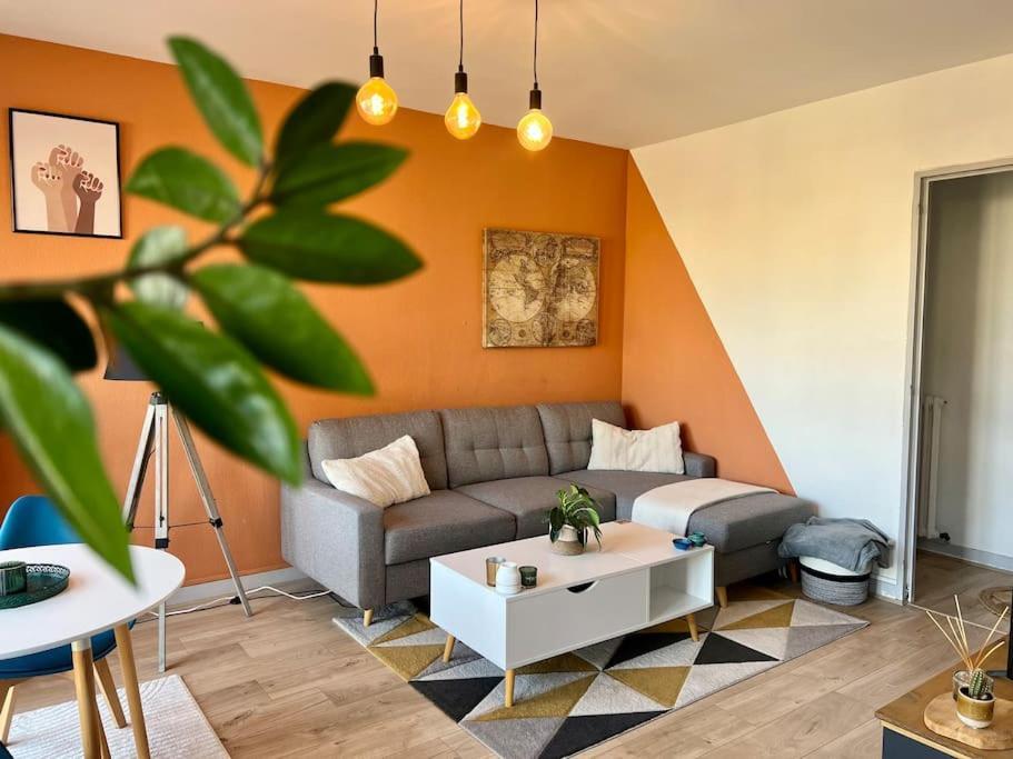 Le P'Tit Anatole - Joli T2 Avec Parking Apartment Poitiers Exterior photo