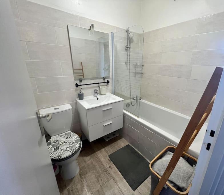 Le P'Tit Anatole - Joli T2 Avec Parking Apartment Poitiers Exterior photo